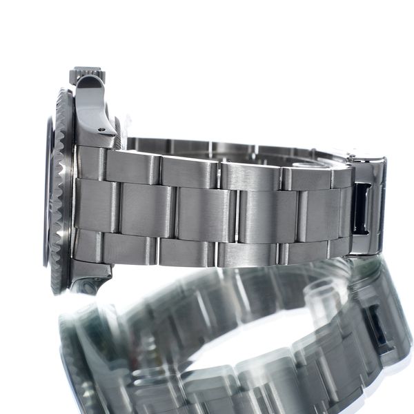 Rolex Sea-Dweller 16600